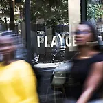 Hostel The Playce - Paris